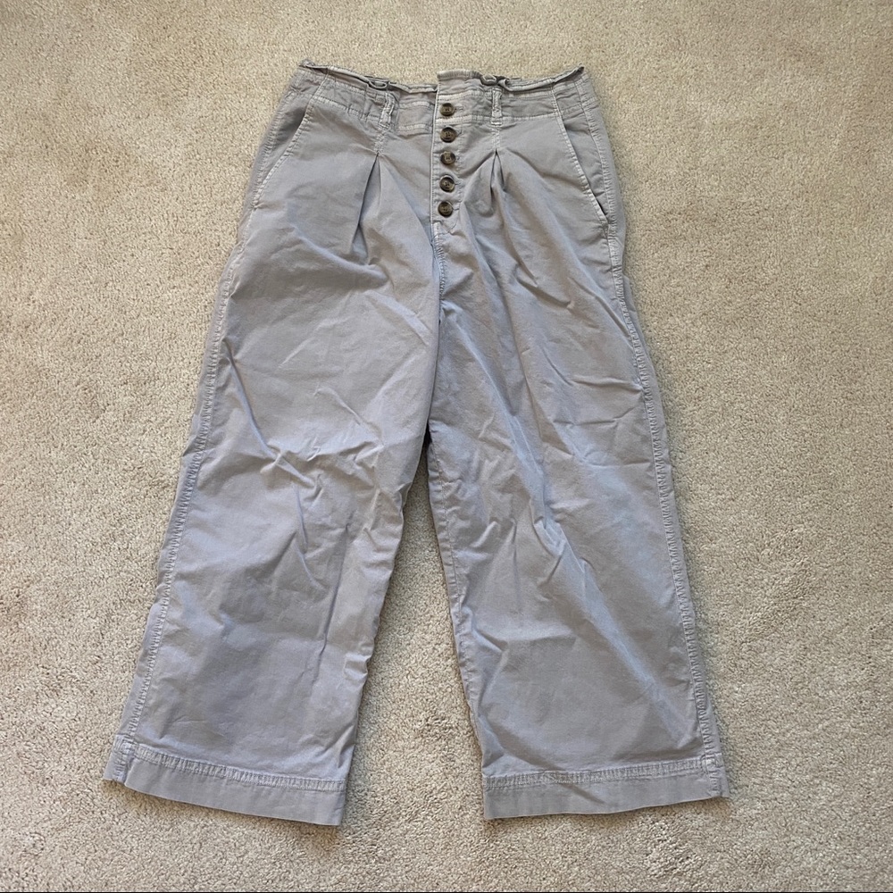 American Eagle super stretch wide leg pants size 8 shorts